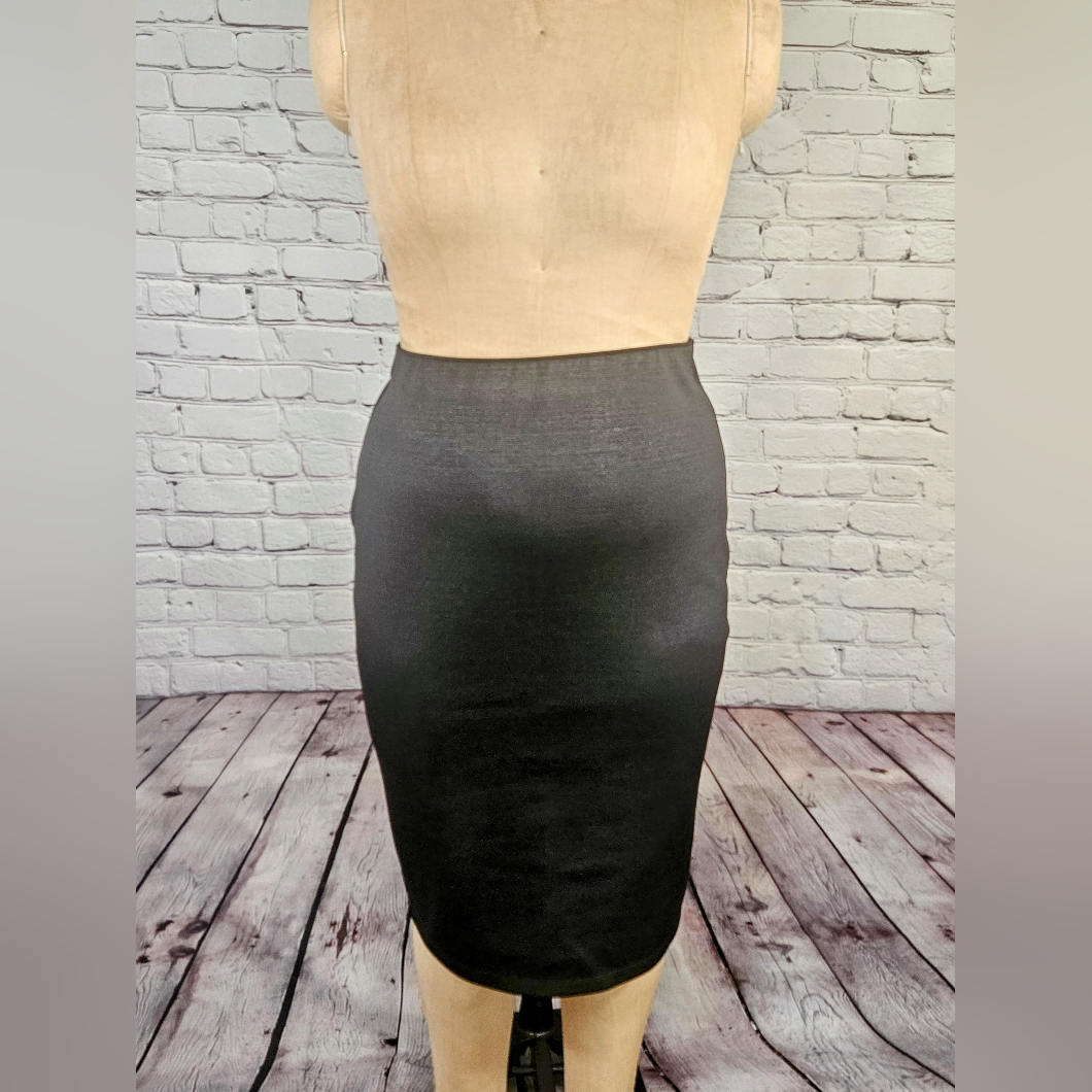 Euc Apt 9 Black & Silver Scuba Knit Pencil Midi Skirt